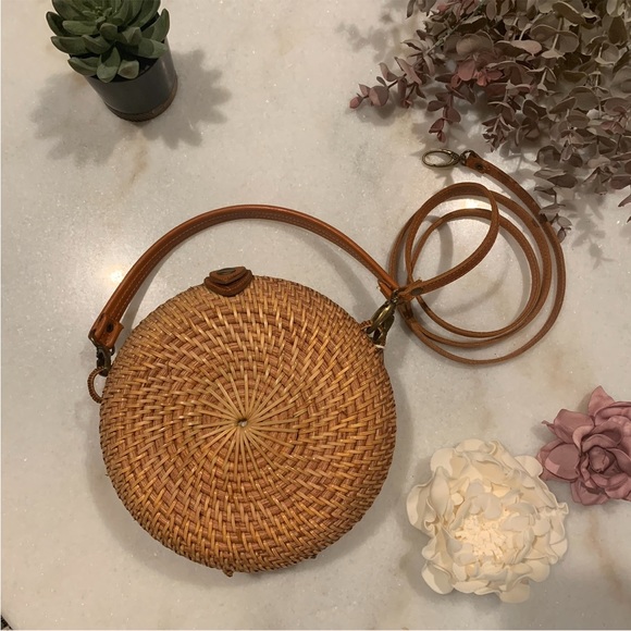 Mini hand made basket bag - Picture 5 of 6